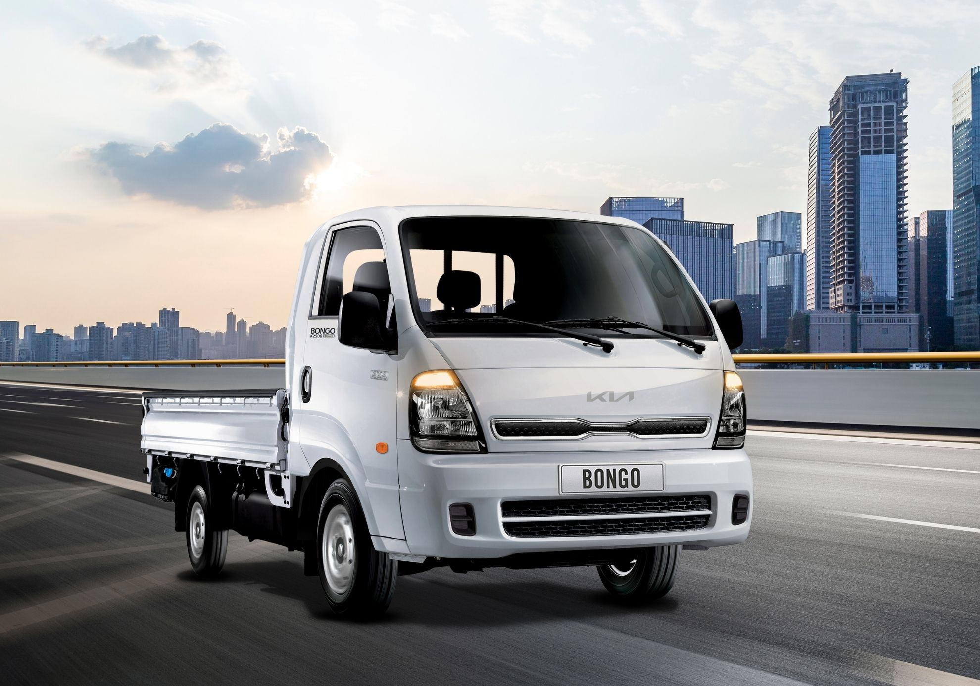 KIA BONGO CARROC DE AÇO